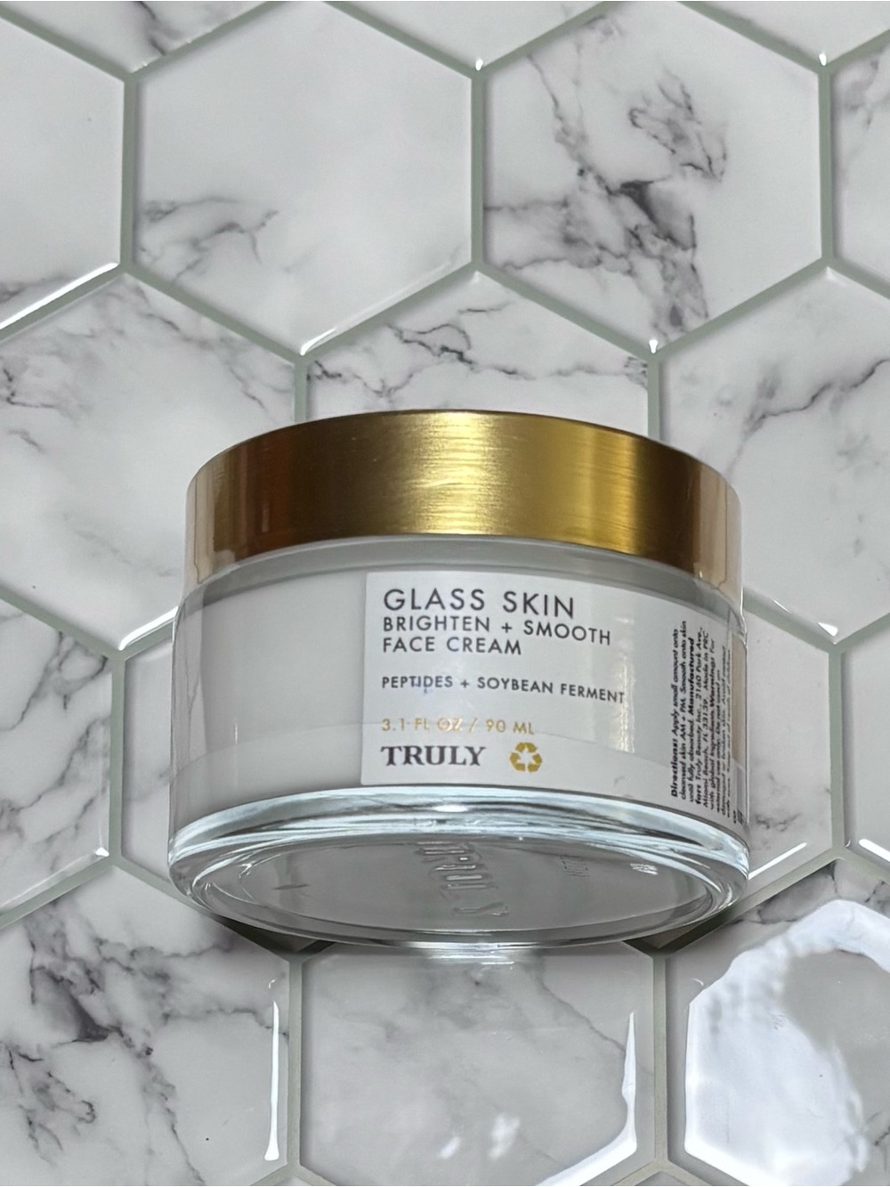 TRULY Glass Skin Brighten + Smooth Face Cream — Gold & White